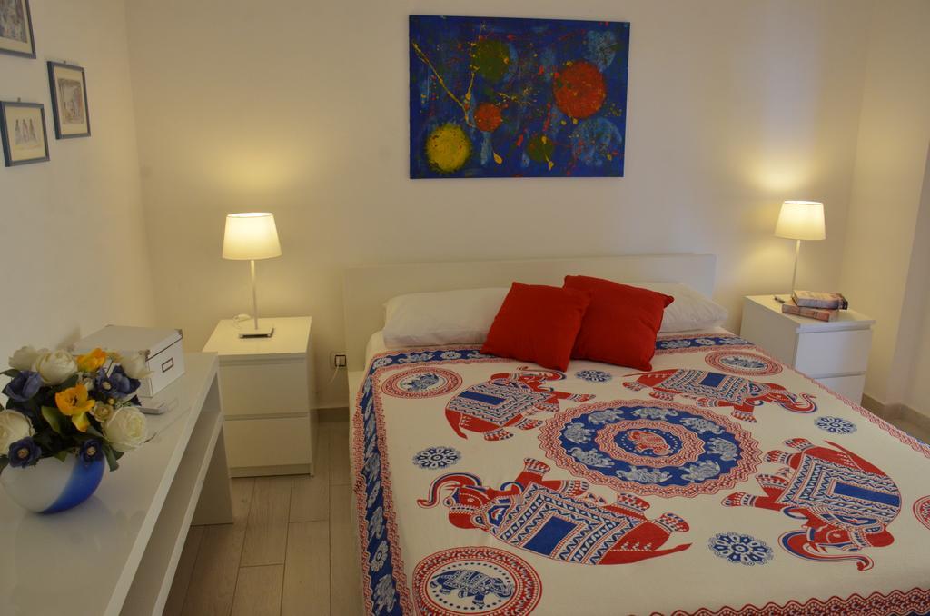 Terrazza Sul Mare Lejlighed Giardini Naxos Eksteriør billede